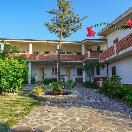 Hotel Residence Le Playe Santa Domenica  Exterior photo