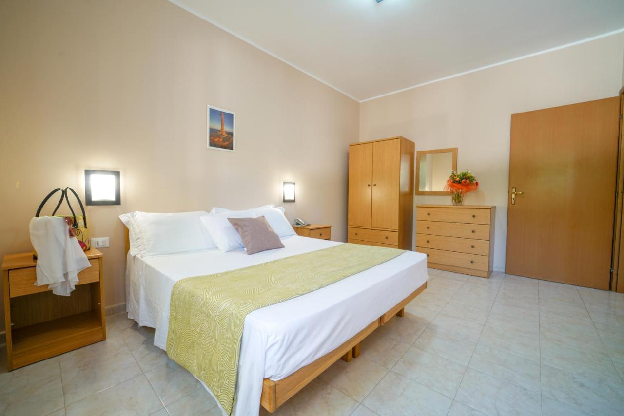 Hotel Residence Le Playe Santa Domenica  Exterior photo
